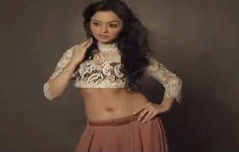 Watch Hot Photo Shoot Of Ragini Nandwani
