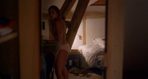 Nude Video Celebs Lola Saint Gilles Sexy Adele En Aout