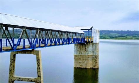 setu patok objek wisata alam  cerita sejarahnya  cirebon itrip