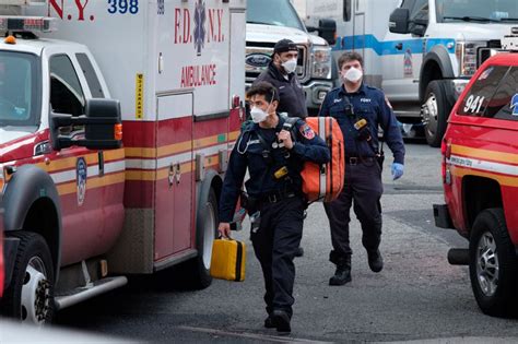 Consider All Patients To Be Infected Fdny Directs Paramedics Emts