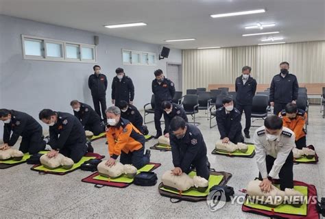 대구시 전직원 대상으로 심폐소생술 교육 실시 연합뉴스