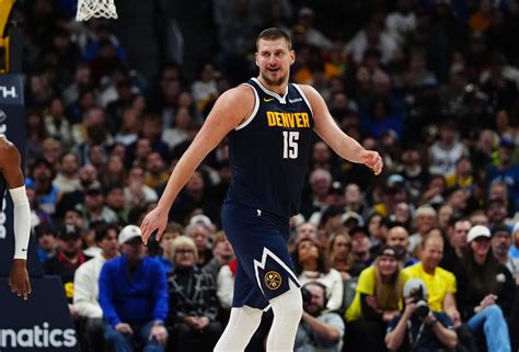 Le Mvp De La Nuit Le Début De Saison Historique De Nikola Jokic