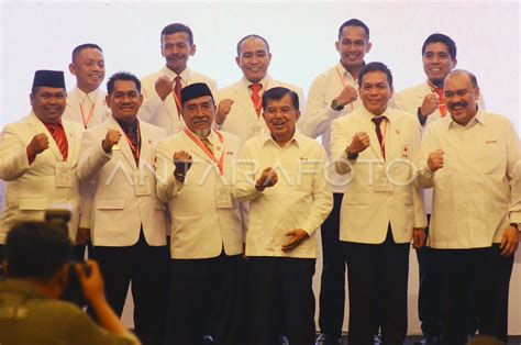 Jusuf Kalla Lantik Pengurus Pmi Antara Foto