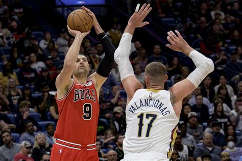 Nikola Vucevic Demar Derozan Lead The Bulls Past The Pelicans 114 106