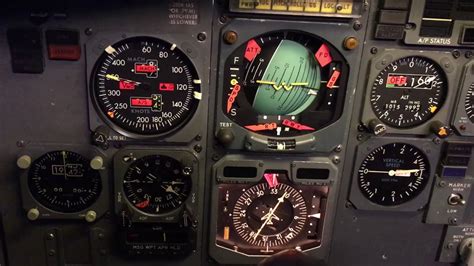 Boeing 737 200 Cockpit