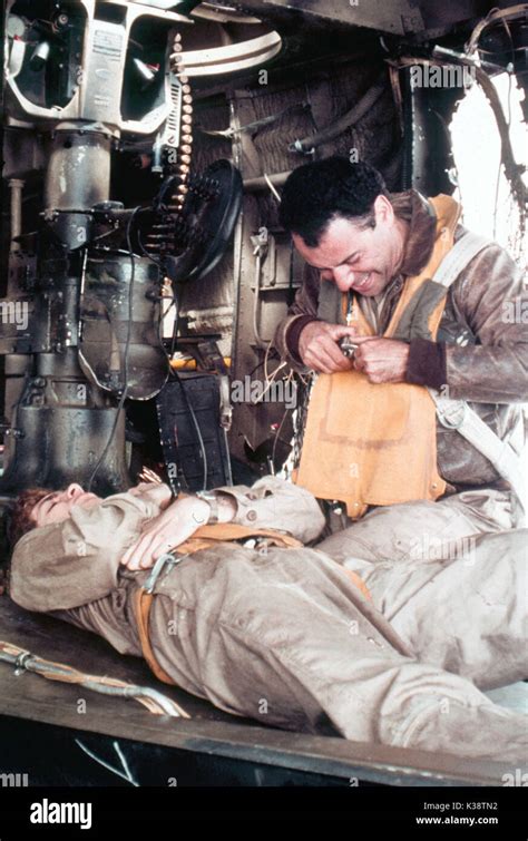 CATCH-22 JON KORKES, ALAN ARKIN Date: 1970 Stock Photo - Alamy