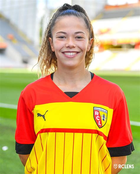 RC Lens Féminin on Twitter Nina Le Guennec dans l œil de la caméra