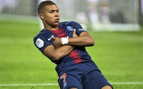 Mbappé Je reste au PSG je regarderai les matchs du Real en tant qu