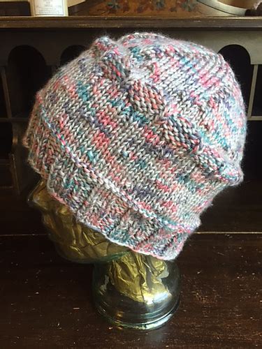 Ravelry Seeds Of Courage Chemo Hat Pattern By Sharon Mooney