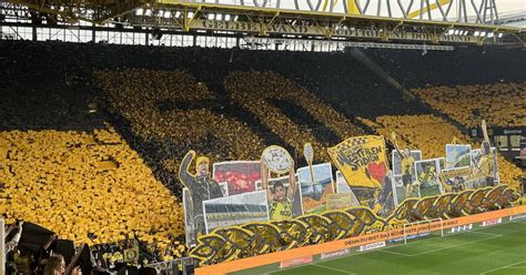 Jahre Westfalenstadion Bvb Mit Irrer Choreo