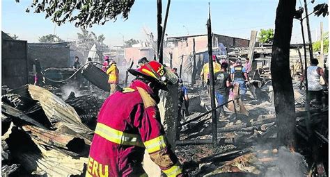 Piura Incendio Destruye Cuatro Casas En Los Polvorines Noticias