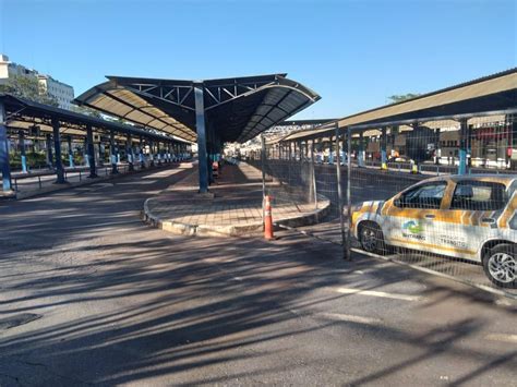 Greve dos ônibus é suspensa em BH após reunião no TRT O TEMPO