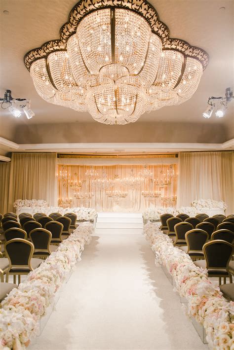 Classy Beverly Hills Hotel Wedding - Caroline Tran Photography