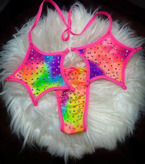 Exotic Dancewear Star Top Bikini Rainbow Stripper Outfits With Rhinestones Two Piece Rave