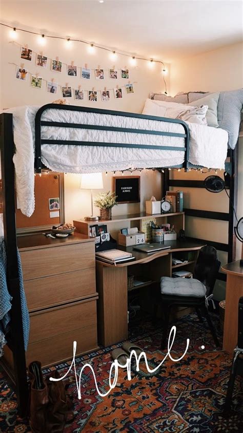 Pin by Caitlyn Branton on College dorm room decor | Dorm room styles ...