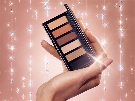 New Nude Eyeshadow Palette For A Supermodel Inspired Smokey Eye Charlotte Tilbury