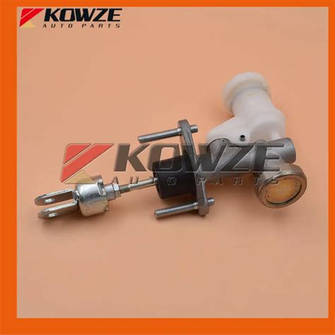 Clutch Master Cylinder Assy For Mitsubishi Pajero Montero Sport Kg5w