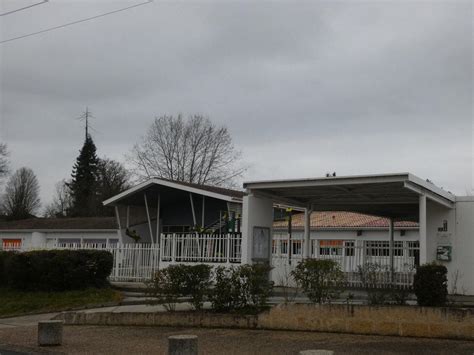 Beychac et Cailleau lécole au centre de toutes les attentions