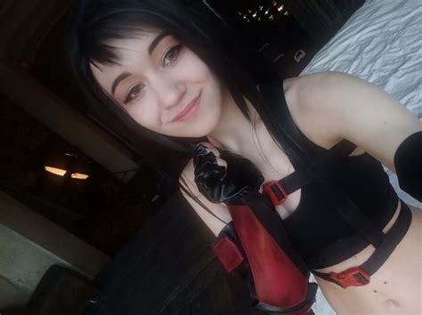 Donna Loli Donnami Tifa Cosplay 0 81 P0ijM8ZD DnIi7H4q Porn Pic