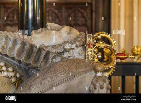 Queen elizabeth l tomb hi-res stock photography and images - Alamy