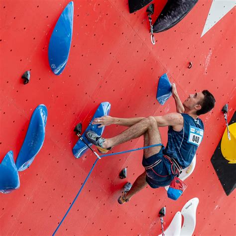 Arrampicata Sportiva Coppa Del Mondo Lead Giorgio Tomatis Tra Gli