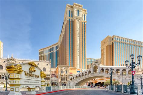 US Hotel Deals: $6.2 Billion Venetian Resort Sale Finalizes