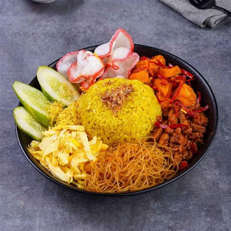 Nasi Kuning Komplit 1 – Mbokrum