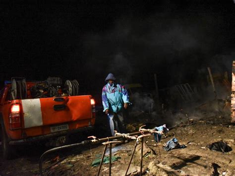 Castelvetrano Incendio Nella Baraccopoli Dei Migranti Muore Un