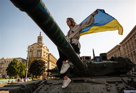 Ukraine Pokes the Russian Bear With Attacks and Mockery - The New York ... 