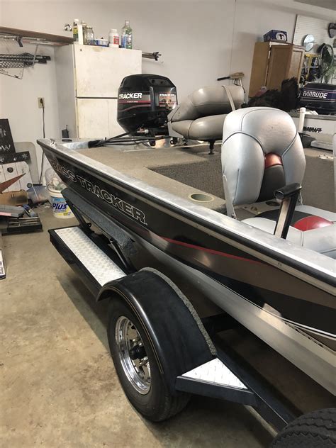 2000 Bass Tracker Pro Crappie 175 Merc 40 Hp Nitro And Tracker Boat Owners Forum