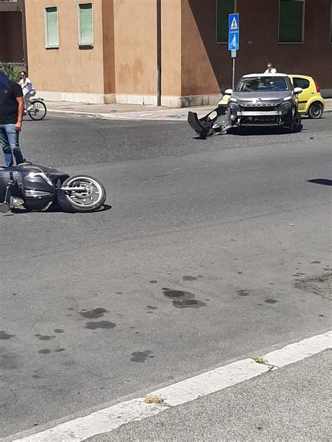 Terni Incidente Stradale In Via Oberdan Ferito Un Ragazzo Terni In Rete