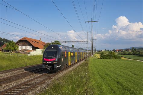 RABe 515 008 der BLS zwischen Gümligen und Ostermundigen