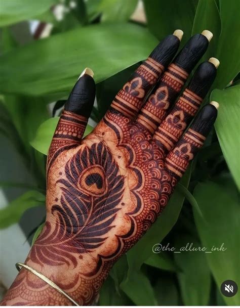 Peacock Feather Mehndi Design In 2023 Circle Mehndi Designs Mehndi