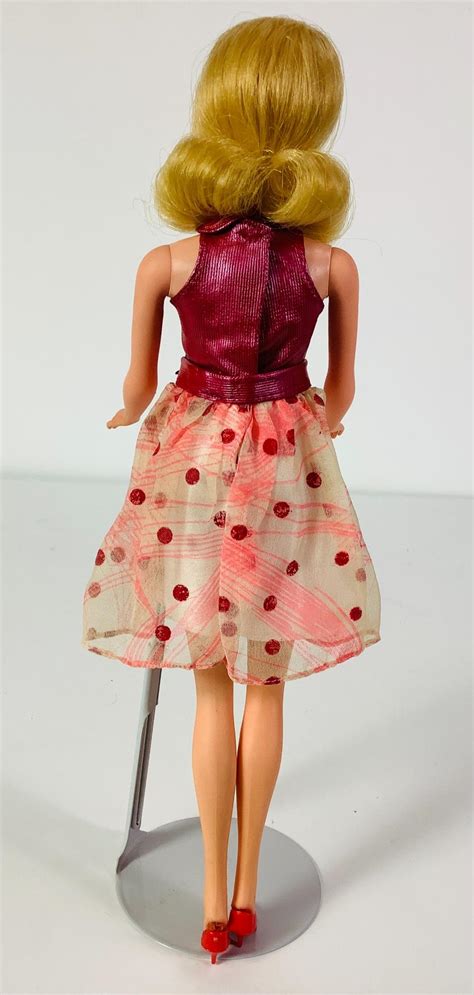 Lot Blonde Marlo Flip Tnt Barbie Dressed In Glo Go Bodice Has Completely Silvered