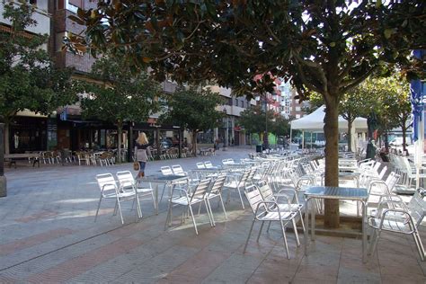 Ponferrada Estrena Este S Bado Nueva Ordenanza De Terrazas Estos Son