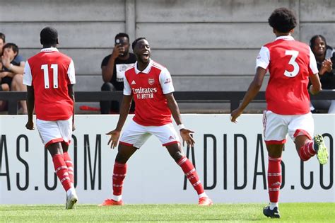 Impressive 21-year-old midfielder leaves Arsenal in permanent deal