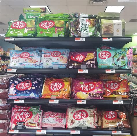 All the types of KitKat at this store : r/mildlyinteresting