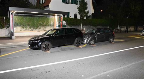 Chur Gr Fahrzeug Nach Unfall Abgeschleppt