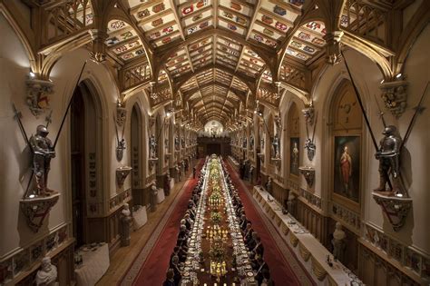 State Banquet in the great hall of Windsor Castle : pics