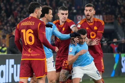 Castigan A Lazio Por C Nticos Racistas En La Copa De Italia