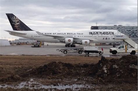 Watch Iron Maiden's Ed Force One Land at YYZ (And Pics, Too!) | Alan Cross