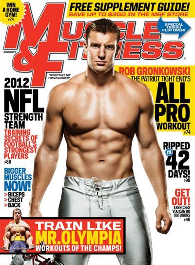 Rob Gronkowski Of The Ne Patriots Gronkowski Rob Gronkowski Muscle Fitness