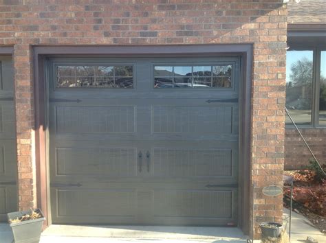 Gallery Farmhouse Garage Cedar Rapids By Hicklin Garage Doors