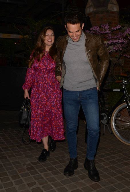 Who is Kelly Brook dating? Kelly Brook boyfriend, husband