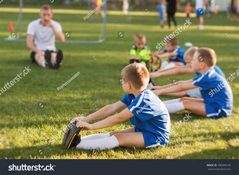 12,472 Football Club Kids Images, Stock Photos & Vectors | Shutterstock