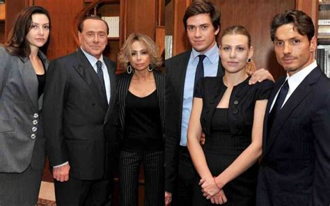 Eleonora Berlusconi Figlia Silvio Berlusconi Et Marito E Figli