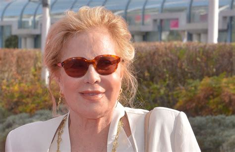 Sylvie Vartan Se Confie Sur Sa Relation Avec Johnny Hallyday Elle