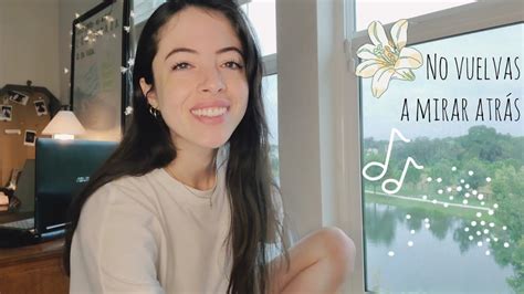 No Vuelvas A Mirar Atrás • Alaina Castillo Ukulele Youtube