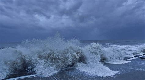 Cyclone Biparjoy Live Landfall Location Time And News Updates