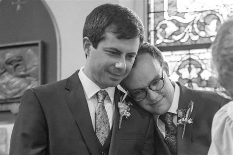 Pete Buttigieg Celebrates 5-Year Anniversary of Wedding with Chasten ...